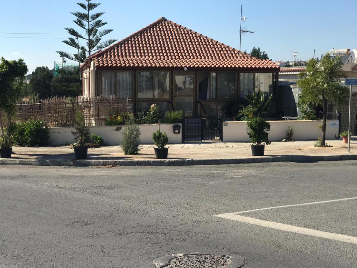 Sweet N' Boujee Studio Apartment With Varenda Paphos Eksteriør bilde